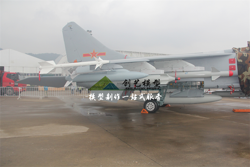 精確制導(dǎo)炸彈模型