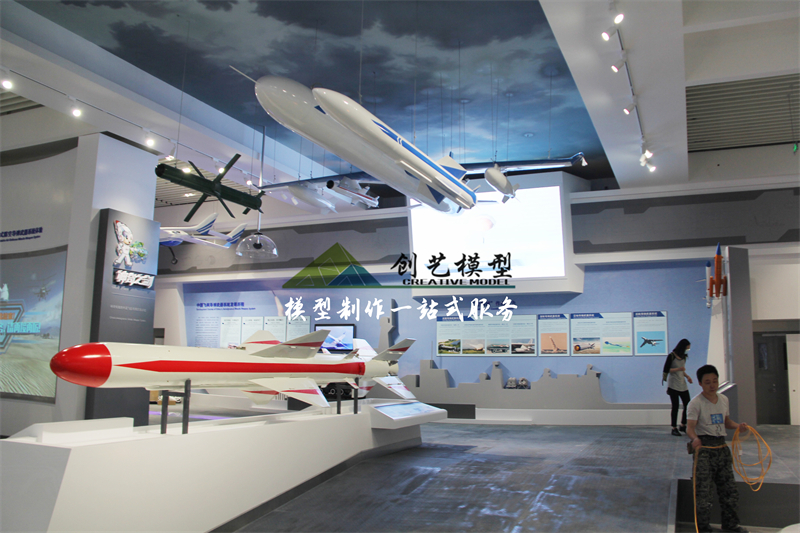 精確制導(dǎo)導(dǎo)彈模型-北京軍事博物館定制