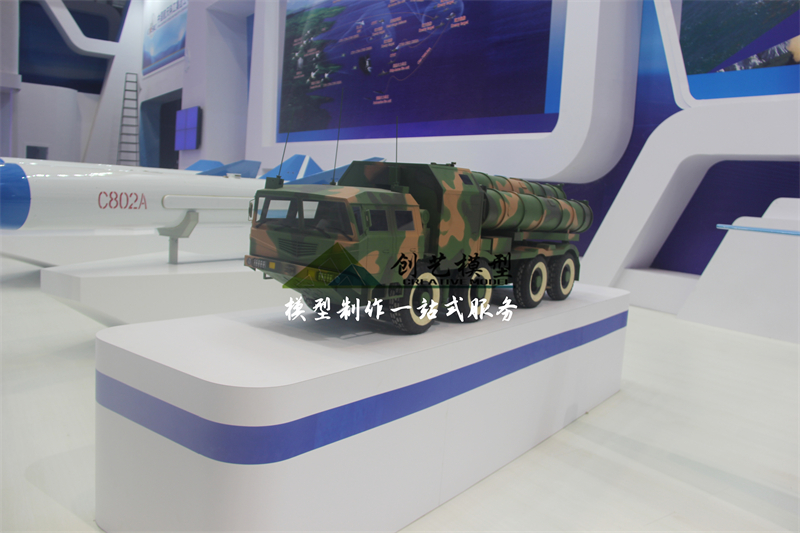 導(dǎo)彈車模型