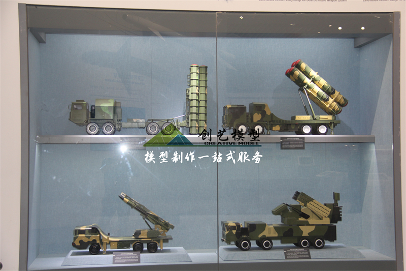 東風(fēng)導(dǎo)彈車模型-北京軍博定制