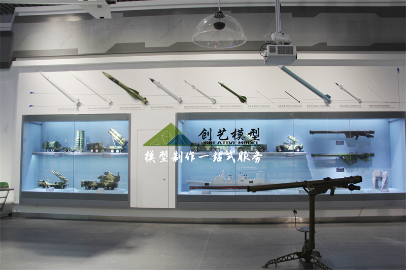 東風(fēng)導(dǎo)彈車模型-北京軍博定制