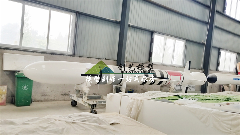 大型導(dǎo)彈模型-北京軍事博物館定制