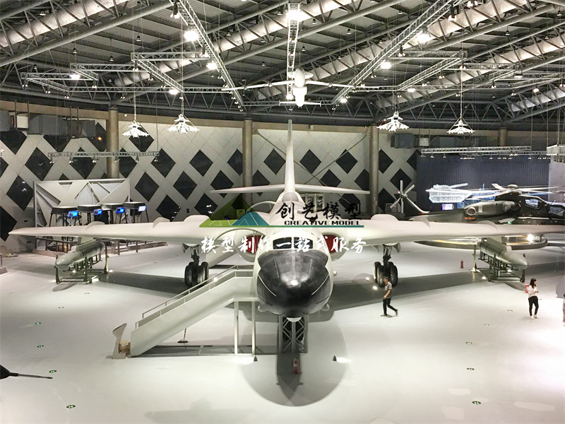 轟六K飛機模型